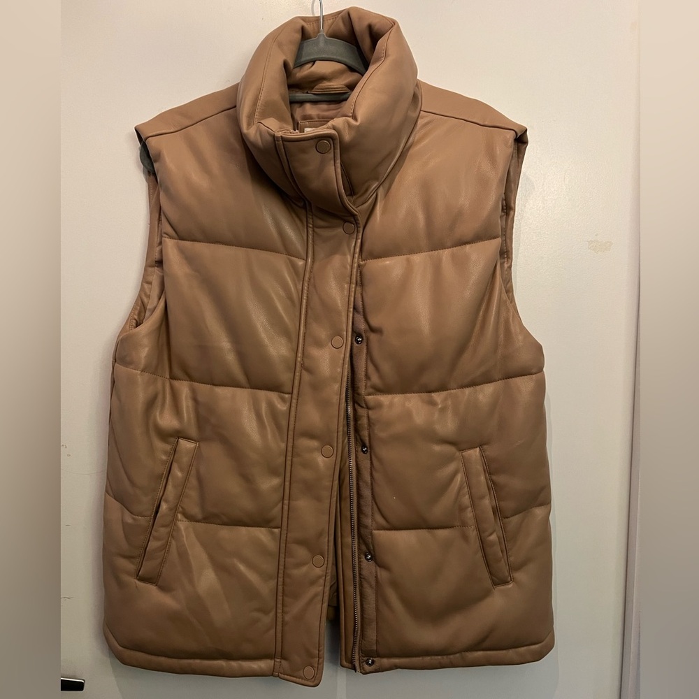 Abercrombie & Fitch Quilted Vest